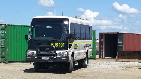 Bus 100 Pic 1
